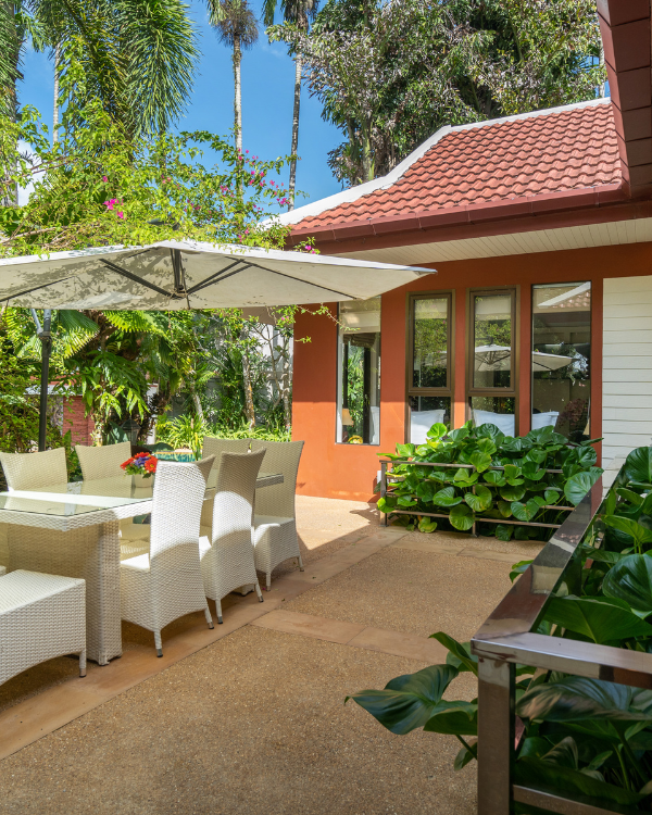 Small-Resorts-_-Inns-_1_